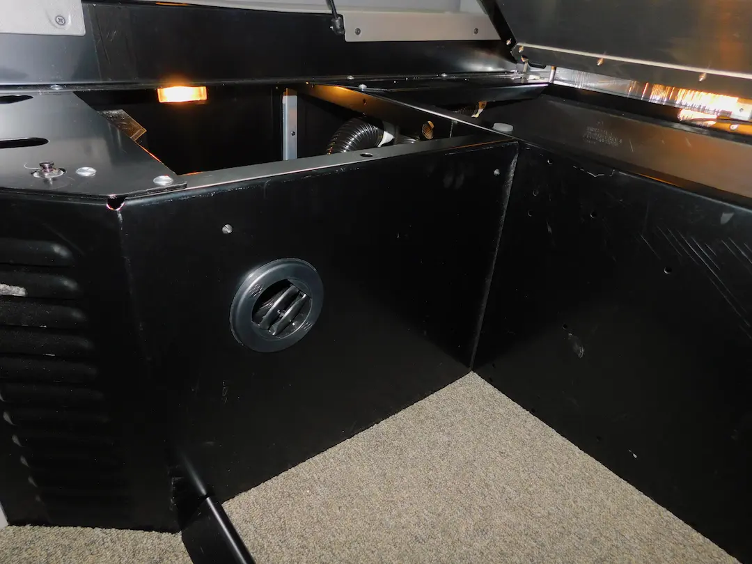 Under-bunk vent — Go Green APU